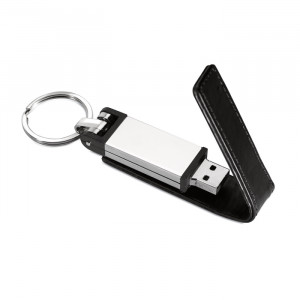 Luxusní kovový USB disk s koženým pouzdrem.